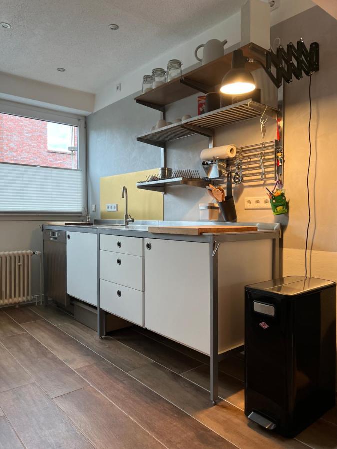 Aussergewoehnliches Haus Mit Sauna, Kamin Und Garten วิลเฮล์มฮาเฟน ภายนอก รูปภาพ