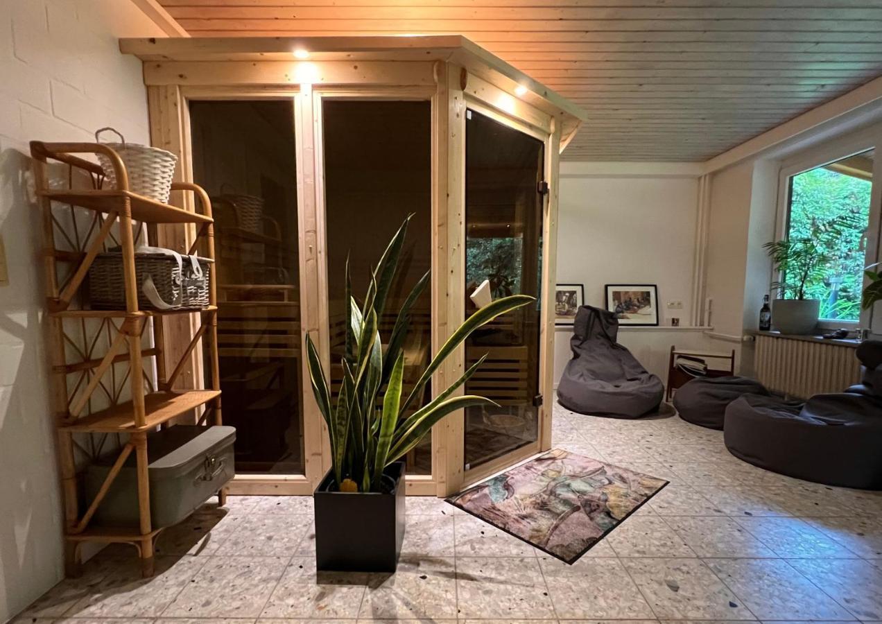 Aussergewoehnliches Haus Mit Sauna, Kamin Und Garten วิลเฮล์มฮาเฟน ภายนอก รูปภาพ
